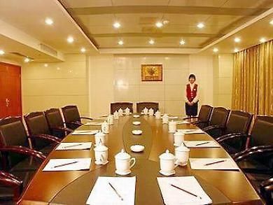 Zhonghe Holiday Hotel Hangzhou Exterior photo